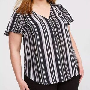 Torrid Harper Georgette Black and White Striped Blouse, Size 3 (22/24)